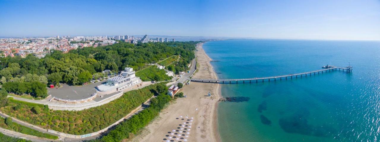 La Dolce Vita, Luxury In The Absolute Center Apartamento Burgas Exterior foto